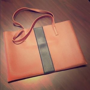 [NEW] Vince Camuto Luck Tote